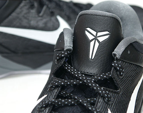 Nike Zoom Kobe VII – Black – White – Wolf Grey – Cool Grey