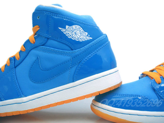 Air Jordan 1 Blue Orange Wht 3