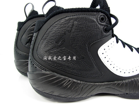 Air Jordan 2012 Black White 8