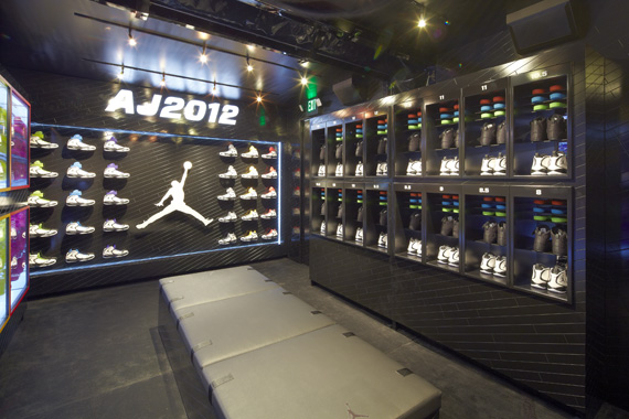 Air Jordan 2012 Flight Lab Inside Look 15
