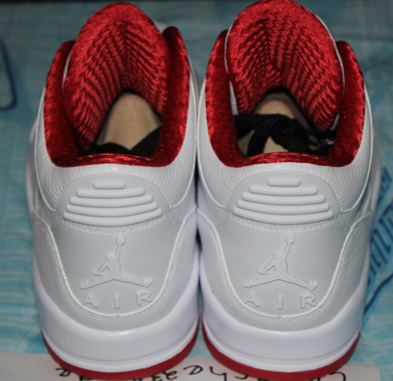 Air Jordan III 'History Of Flight' - Available on eBay - SneakerNews.com