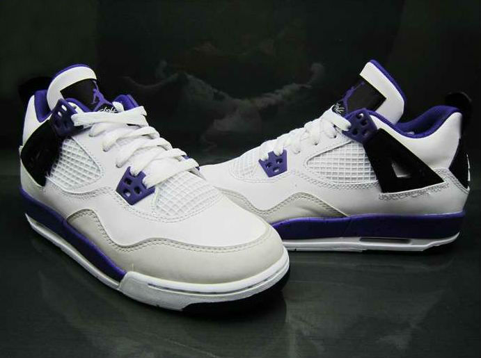 Air Jordan Iv Gs Ultraviolet 3