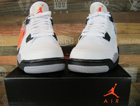 Air Jordan Iv White Cement Moes 10