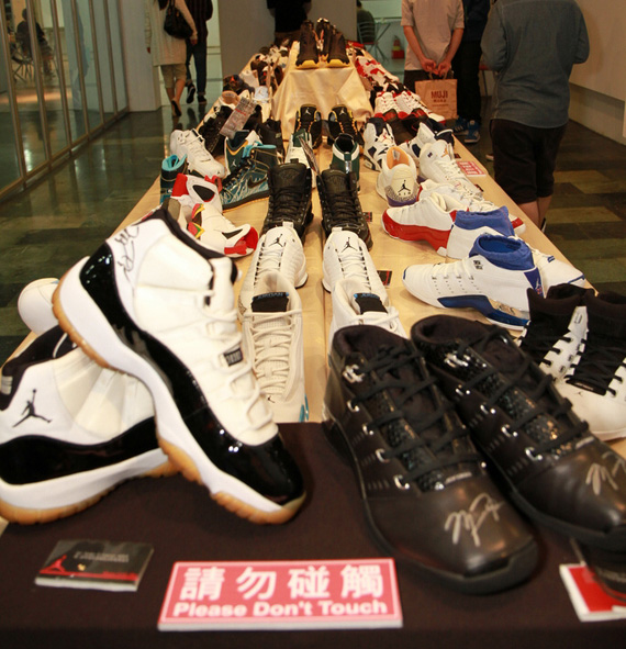 Air Jordan Samples Pes Table Kpals 2012 2