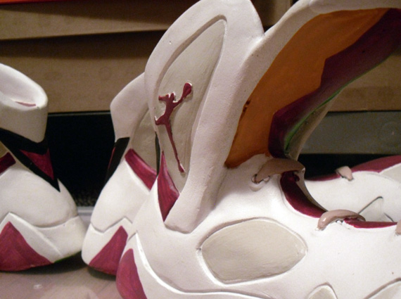 Air Jordan VII ‘Hare’ – Bugs Bunny Promo Shoes