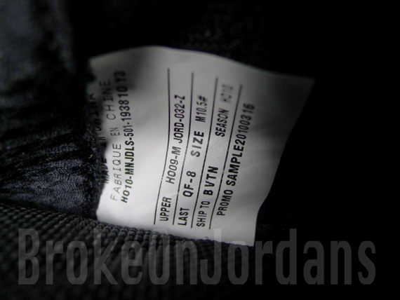 Air Jordan Xi Blackout 16