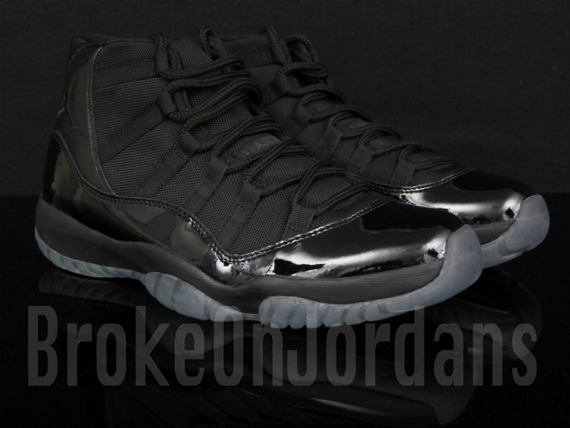 Air Jordan Xi Blackout 5