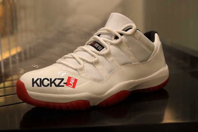air-jordan-xi-low-white-black-varsity-red-detailed-images-14 Air Jordan Xi Low White Black Varsity Red Detailed Images 14