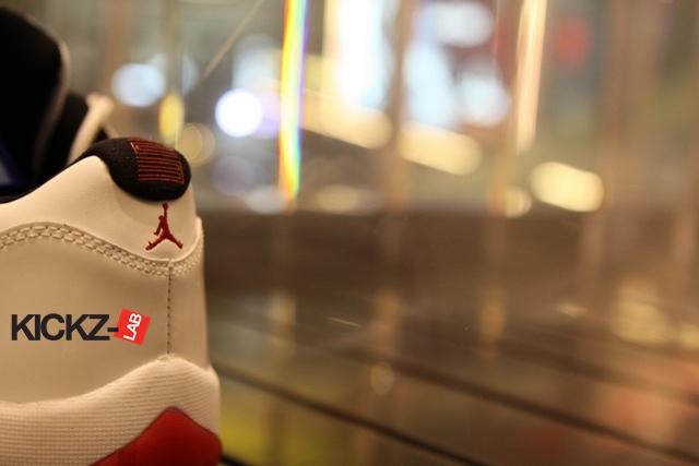 air-jordan-xi-low-white-black-varsity-red-detailed-images-16 Air Jordan Xi Low White Black Varsity Red Detailed Images 16