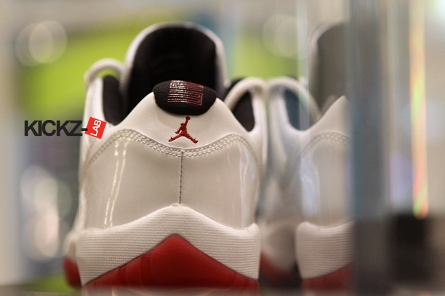 air-jordan-xi-low-white-black-varsity-red-detailed-images-21 Air Jordan Xi Low White Black Varsity Red Detailed Images 21