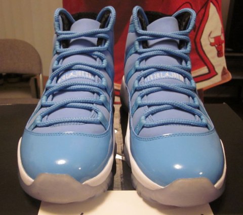 air jordan xi university blue