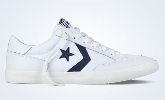 converse court trainers