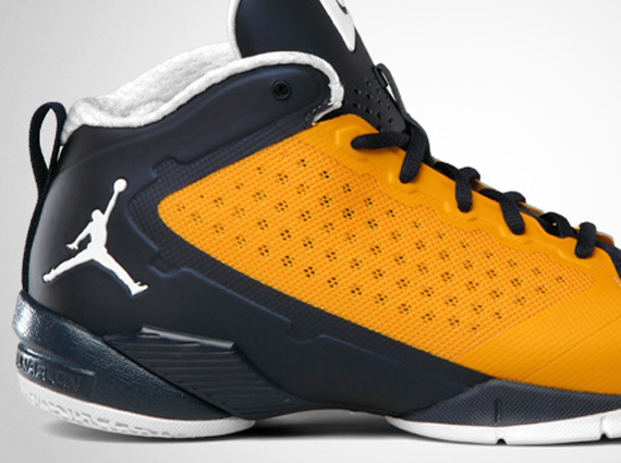 Jordan Fly Wade 2 Marquette Official Images 4