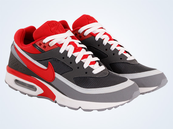 Nike Air Classic Bw Anthracite University Red 1
