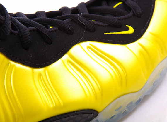 Nike Air Foamposite One ‘Electrolime’ – Detailed Photos