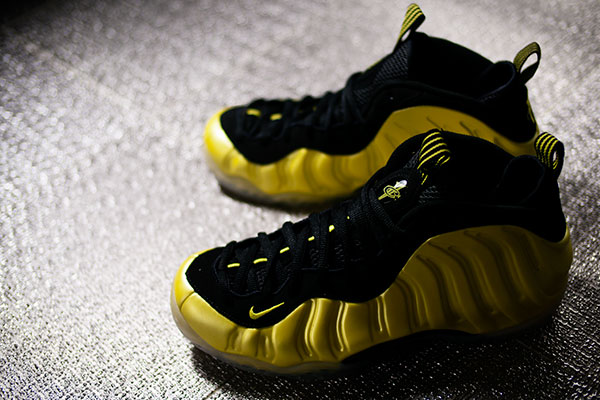 Nike Air Foamposite One Electrolime Black 1