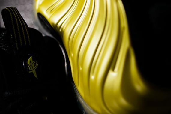 Nike Air Foamposite One – Electrolime – Black – Another Look