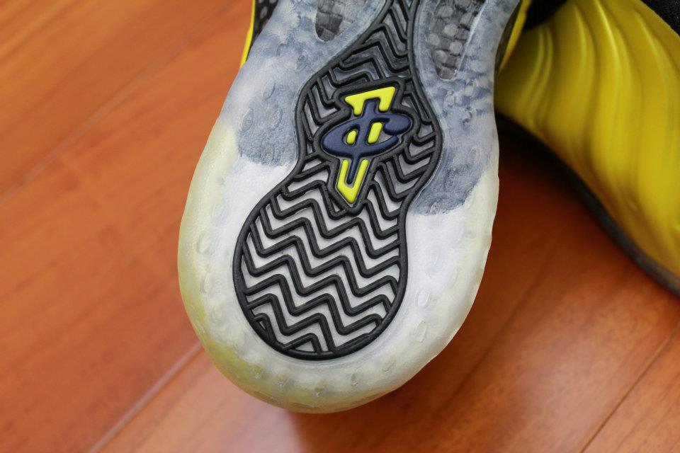 nike-air-foamposite-one-electrolime-detailed-images-09 Nike Air Foamposite One Electrolime Detailed Images 09