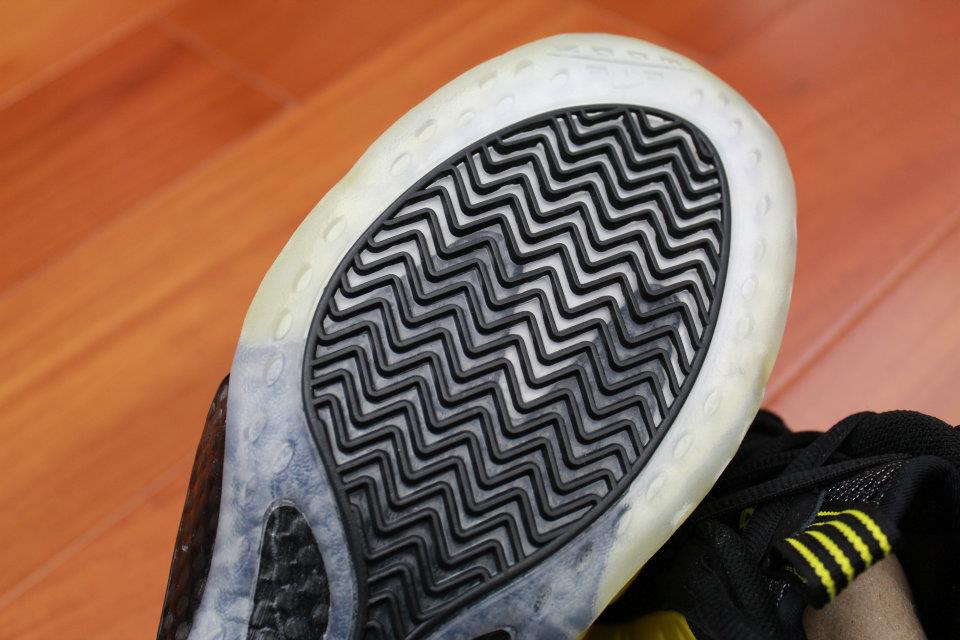 nike-air-foamposite-one-electrolime-detailed-images-10 Nike Air Foamposite One Electrolime Detailed Images 10