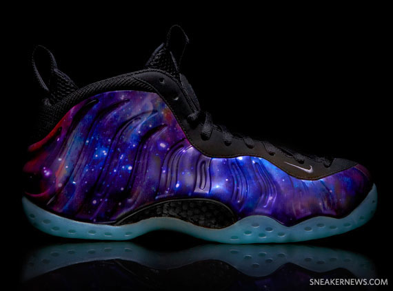 nike galaxy foamposite