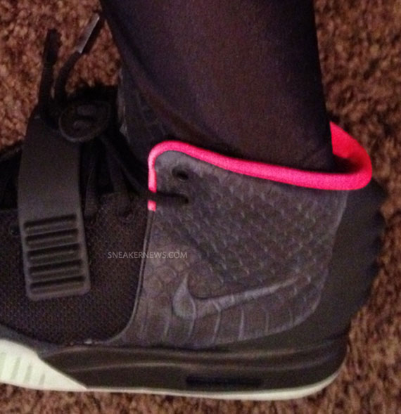 Nike Air Yeezy 2 Black/Pink - A Closer Look