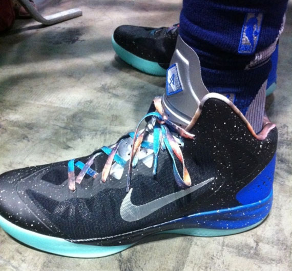 russell westbrook galaxy shoes