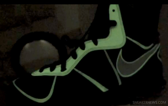 Nike Lebron 8 V2 Mvp Glow In The Dark 1