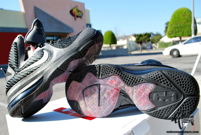 nike-lebron-9-black-history-month-arriving-at-retailers-04 Nike Lebron 9 Black History Month Arriving At Retailers 04
