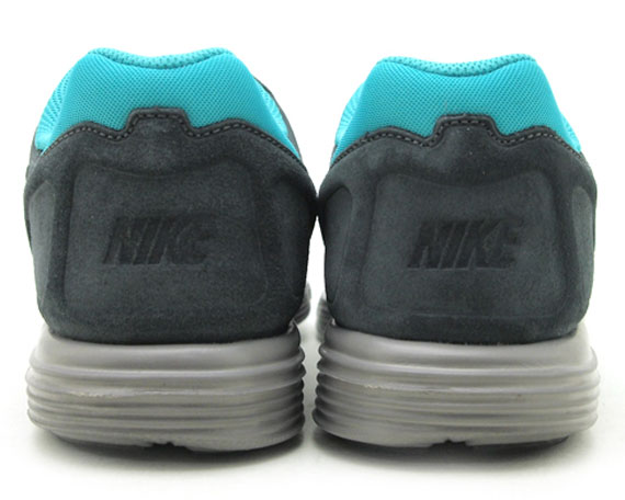 Nike Lunar Flow Woven Qs 10