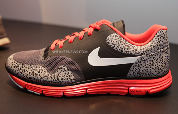 Nike Lunar Safari Red Grey 3