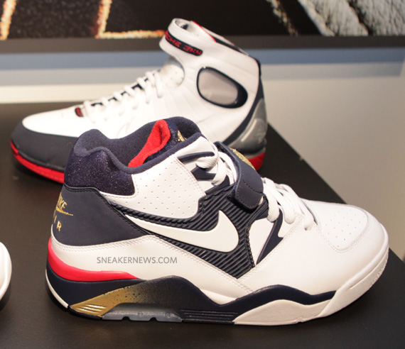Nike Sportswear Dream Team Collection New Images 7