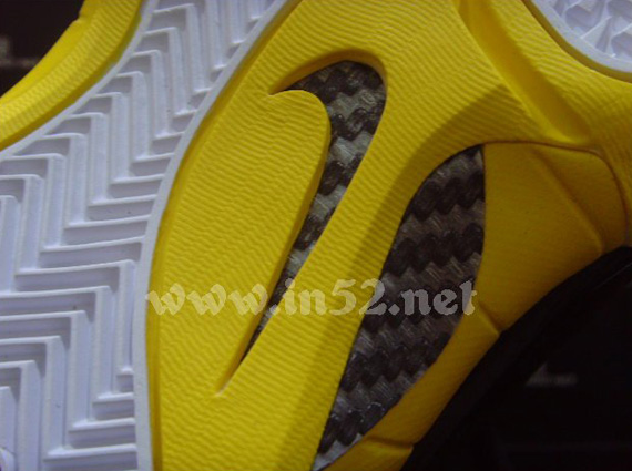 Nike Zoom Huarache 2k4 Black Maize In52 3