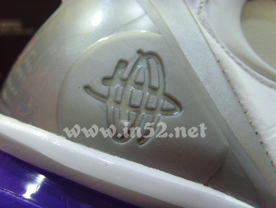 Nike Zoom Huarache 2k4 White Purple In52 1
