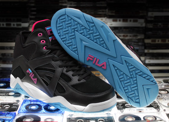 The Cage By Fila Black Pink Blue 1