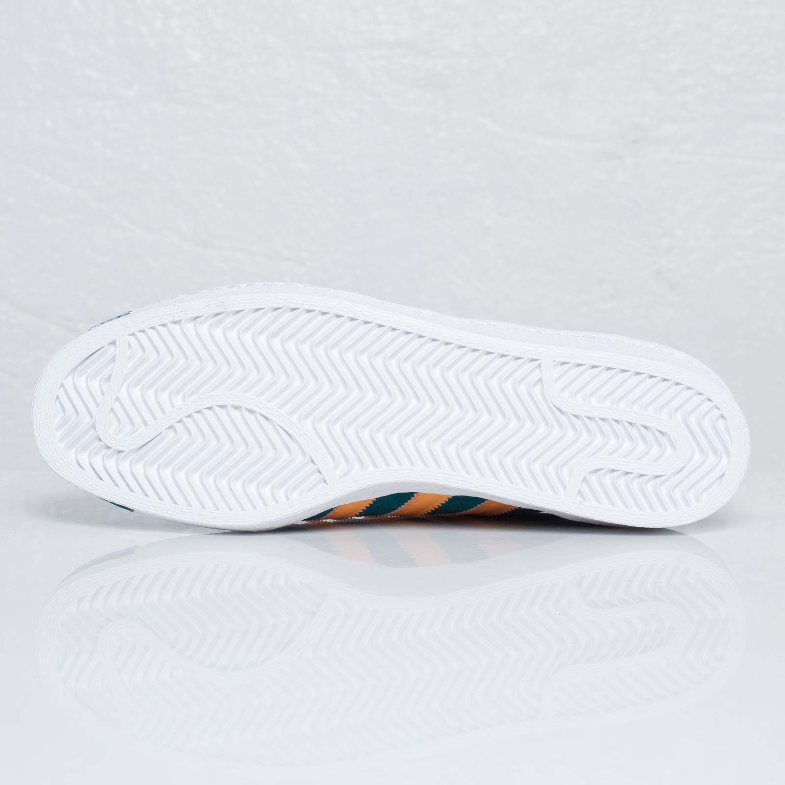 adidas-originals-superstar-80s-big-sur-half-orange-5 Adidas Originals Superstar 80s Big Sur Half Orange 5