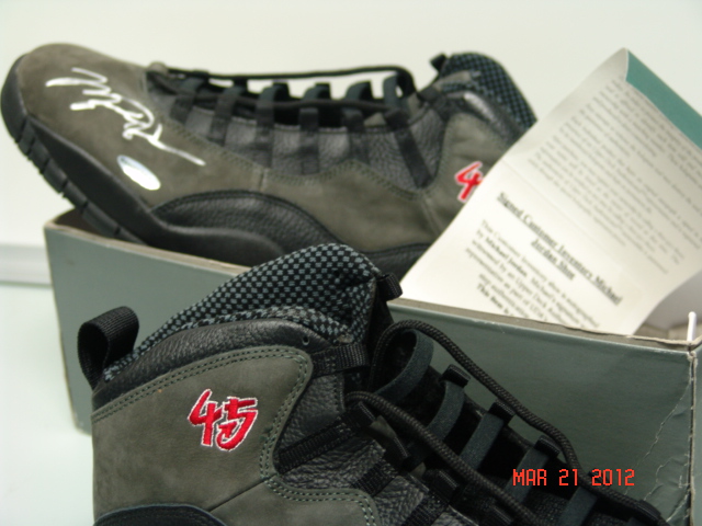 Air Jordan X Shadow Og Autographed 45 Sample 06