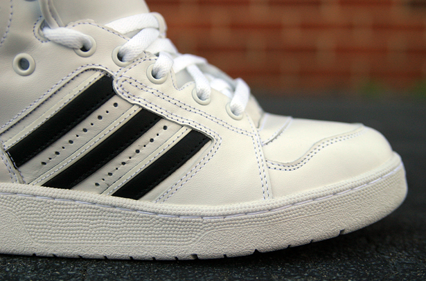 jeremy-scott-adidas-originals-js-instinct-hi-white-black-10 Jeremy Scott Adidas Originals Js Instinct Hi White Black 10