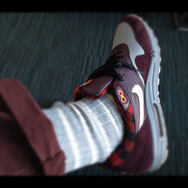 kicks-on-a-plane-2 Kicks On A Plane 2