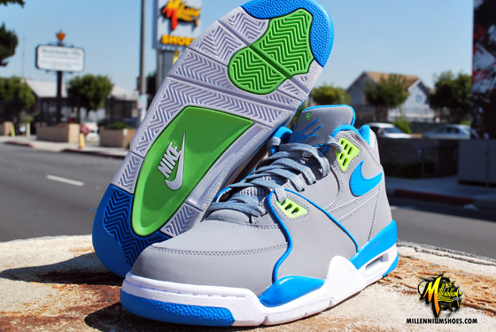Nike Air Flight 89 Stealth Neptune Blue Action Green 3