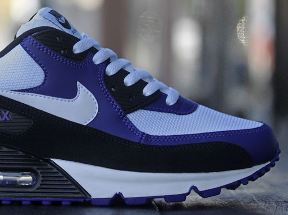 Nike Air Max 90 – Purple – Black – White