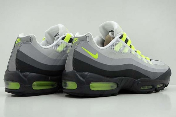 Nike Air Max 95 No-Sew 'Neon' - New Images