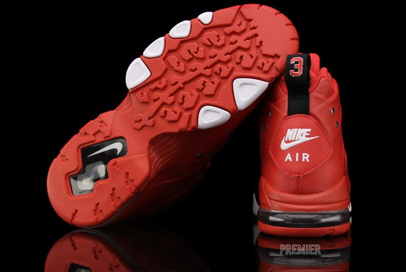 Nike Air Max Barkley Action Red 3