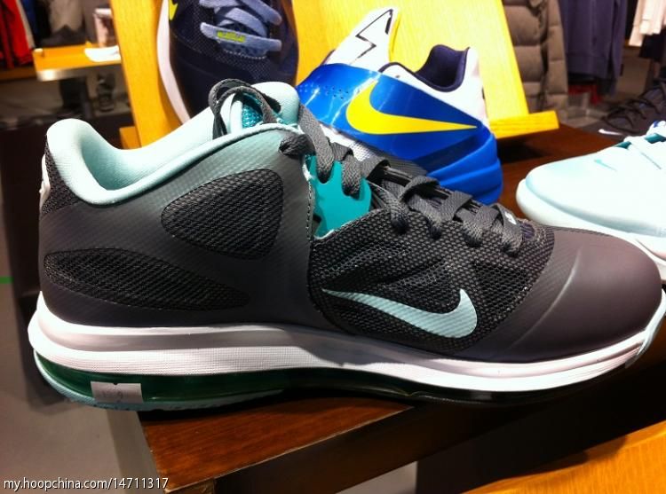Nike Lebron 9 Easter New Photos 3