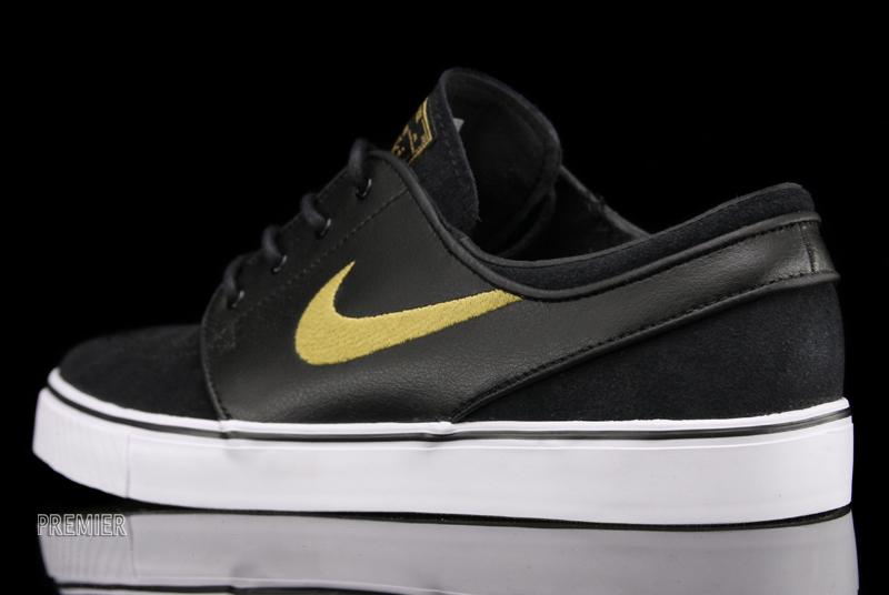 nike-sb-stefan-janoski-black-metallic-gold-5 Nike Sb Stefan Janoski Black Metallic Gold 5