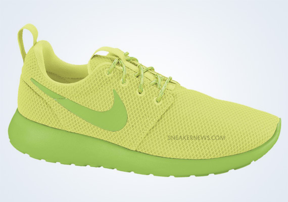 Nike Wmns Roshe Run Liquid Lime 2