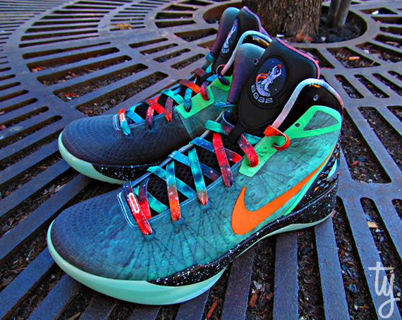 Nike Zoom Hyperdunk 2011 Blake Griffin All Star PE SneakerNews