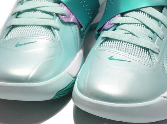 Nike Zoom KD IV ‘Easter’ – Detailed Images