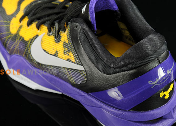 Nike Zoom Kobe 7 'Poison Dart Frog' - Lakers