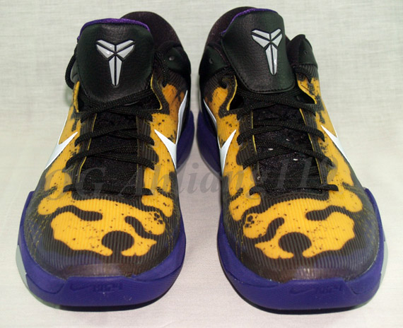 nike zoom kobe vii poison dart frog easter new lakers 4