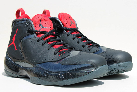 Air Jordan 2012 Black Varsity Red Anthracite Release Reminder 6